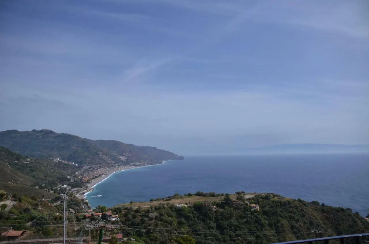 B&B L'Attico Taormina 0*,  Italia